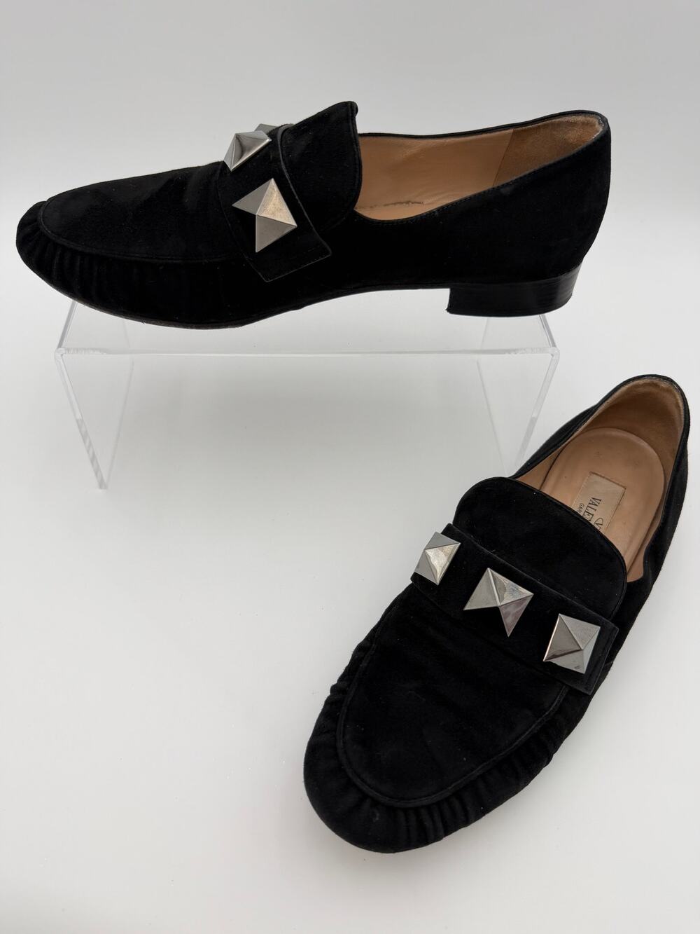 Valentino Rockstud Roman Stud Pleated Loafers Black Suede Size 38 / 8
